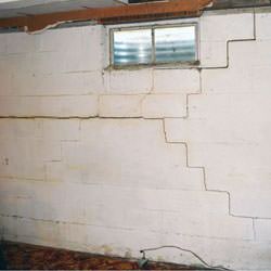 Bowing foundation walls in danger of failure in Richland Center